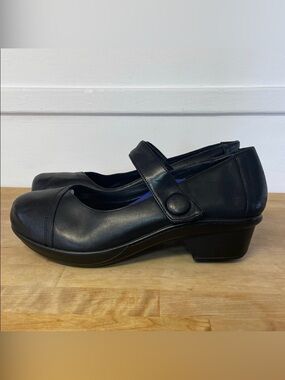 Abeo Cate‎ small heel leather Mary Janes dancing shoes size 10 (fit like 10.5)